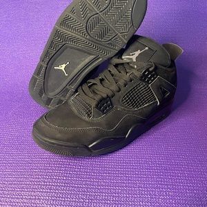 Jordan 4 black cat